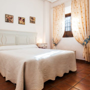 Escapada de 2 Noches con Cena en Hotel Palacio las Manillas 3* (Sabiote, Jaén)