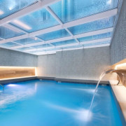 Circuito Spa Mare Nostrum, Masaje Duorelax y Copa en Rooftop Panorámico para dos en Sallés Hotel Pere IV 4* (Barcelona)
