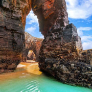 Escapada con Visita en Barco a la Playa de las Catedrales en U Hotel Aduana Ribadeo (Ribadeo, Lugo)