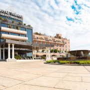 Escapada 2 noches con Circuito Spa "Aquatonic" para dos en el Hotel Termes de Montbrió 4* (Tarragona)