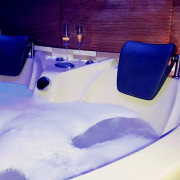 Ritual Lomi Aloha: Jacuzzi Privado y Masaje para dos en MiSpa Centro E.I.S. (Las Palmas de Gran Canaria)