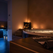 Jacuzzi Privado y Masaje a Elegir en Jamu Rituals Spa & Massage (Barcelona)
