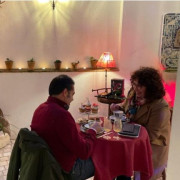 Experiencia Romántica: Degustación de Pasteles en Patio Privado para dos (Olivenza, Badajoz)