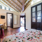 Escapada con Desayuno en La Casona de Calderón Gastronomic & Boutique Hotel 4* (Osuna, Sevilla)