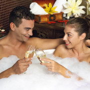 Masaje, Jacuzzi Privado y Circuito Spa para dos en Sandos Monaco Hotel & Spa 4* (Benidorm, Alicante)