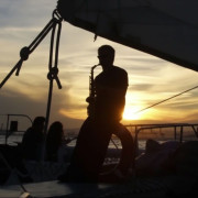 Navegación en Crucero con Música Jazz & Chill Out (Barcelona)
