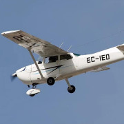 Paseo en Avioneta: Vuelo Divulgativo (Madrid)