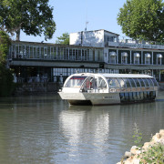 Paseo Turístico en Barco y Aventura Histórica (Aranjuez, Madrid)
