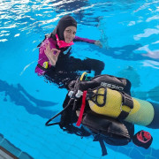 PADI Discover Scuba Diving: Bautizo de Buceo en Piscina (Madrid)