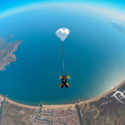 Salto en Paracaídas con Vídeo (Empuriabrava, Girona) - TANDEM TITANIUM