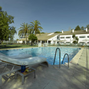 Escapada con Desayuno y Comida o Cena para dos personas en Parador de Antequera (Málaga)