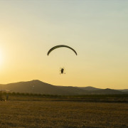 Vuelo en Paramotor con opción de Fotos y Vídeos (Campo Real, Madrid)