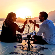 Paseo al Atardecer y Noche en Barco para dos (Estepona, Málaga)