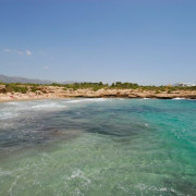 Paseo en Barca por Calas con Snorkel en la Cova del Llop Marí (Ametlla de Mar, Tarragona)