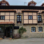 Escapada con Desayuno en Posada Trisileja en Puente Romano (Toñanes, Cantabria)
