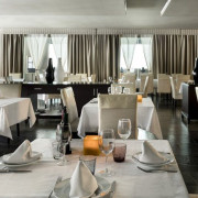 Mesa para dos: Comida o Cena para dos personas en Parador de La Seu d'Urgell (Lleida)