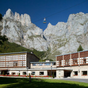 Mesa para dos: Comida o Cena para dos personas en Parador de Fuente Dé (Cantabria)