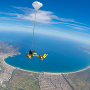 Salto en Paracaídas Exclusivo desde 5000 m con Fotos y Vídeo (Empuriabrava, Girona) - TANDEM PLATINIUM