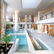 Circuito Spa en Royal Hideaway Sancti Petri Spa & Resort 5* y Visita a Bodegas Osborne y Cata de vinos de Jerez para dos (Cádiz)