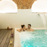 Promoción Especial Verano: Circuito Spa, Masaje y Cóctel para dos en Hotel Hospes Puerta de Alcalá 5* (Madrid)