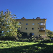 Circuito Spa y Desayuno en Spa Rural Mirador de Miranda (Cutiellos, Asturias)