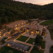 Circuito Spa Privado y Desayuno para dos en Ecoturisme Can Buch (Sant Aniol de Finestres, Girona)