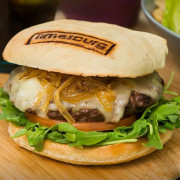Menú Hamburguesa Kobe en Timesburg Les Corts (Barcelona)