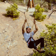 Circuito Multiaventura y Tirolina en Albarracín Aventura (Teruel)