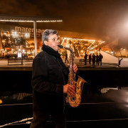 Tour Nocturno en Catamarán con Saxo en Vivo (Barcelona)
