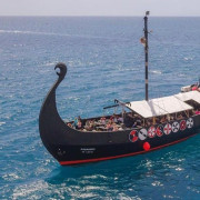 Crucero Vikingo con Avistamiento de Ballenas y Delfines (Santa Cruz de Tenerife)