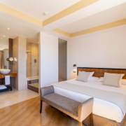 Escapada con Cena en Hotel Spa Villa Nazules 4* (Almonacid de Toledo, Toledo)