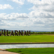 Visita a Bodega, Cata 3 Cavas y Obsequio para dos en Caves Vilarnau (Sant Sadurní d’Anoia, Barcelona)