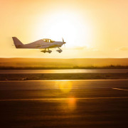 Vuelo Romántico en Avioneta de 25, 30, 40 o 50 minutos para dos (Málaga)