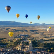 Vuelo en Globo con Cava, Desayuno, Fotos y Vídeo (Segovia)