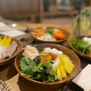 Comida o Cena, Zona Wellness y Masaje para dos en Serena Spa en Meliá Madrid Princesa 5* (Madrid)