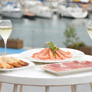 Menú Mediterráneo para dos en B-ONE Palau del Mar (Barcelona)