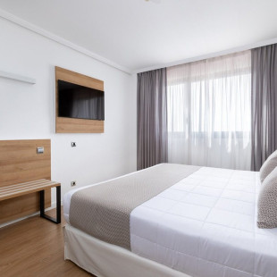 Escapada Romántica con Circuito Spa y Cena en Alexandre Hotel Frontair Congress 4* (Sant Boi, Barcelona)