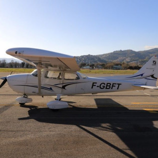 Survol de Nantes et de ses alentours en Avion Privé pour deux (Loire-Atlantique - 44)