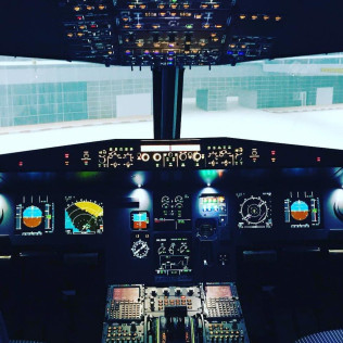 Simulateur Pack : Avion de Ligne A330 et Avion de Chasse (Paris, Île-de-France - 75)