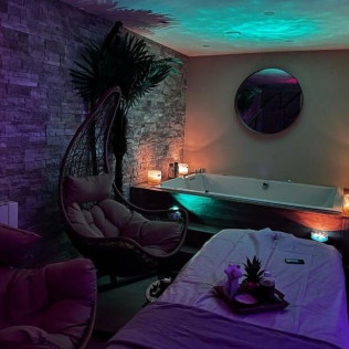 Instant Cocooning avec Spa Privatif à Liyah Paris (Paris, Île-de-France - 75)