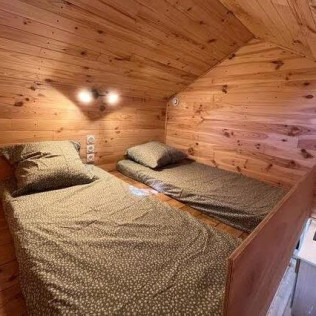Séjour Insolite dans La Scarabane des Chassaing avec Diner et Jacuzzi (Sassenay, Saône-et-Loire - 71)