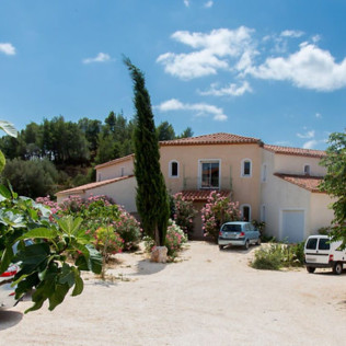 Séjour en Gîte avec Dégustation de Vin et Assiette Gourmande au Domaine Vents du Sud (Vingrau, Pyrénées-Orientales - 66)