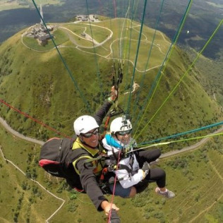 Vol Sensation en Parapente (Orcines, Puy-de-Dôme - 63)
