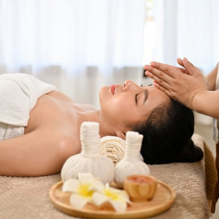 Massage aux Huiles Chaudes au Bzen Thai Spa (Paris, Île-de-France - 75)