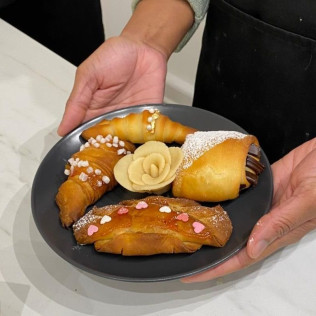 Atelier de Boulangerie et Viennoiseries pour Adultes avec M Cook Studio (Paris, Île-de-France- 75) 