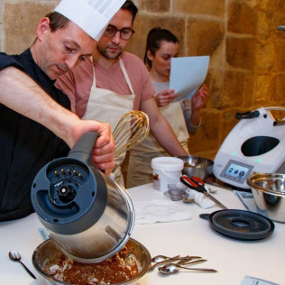 Atelier Cuisine : 3 Recettes Agrémentées à Base d'Insectes Comestibles (Paris, Île-de-France - 75)