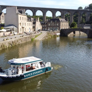 Balade en Bateau sur le Canal d’Ille-et-Rance (Saint-Samson-sur-Rance, Côtes-d'Armor - 22)