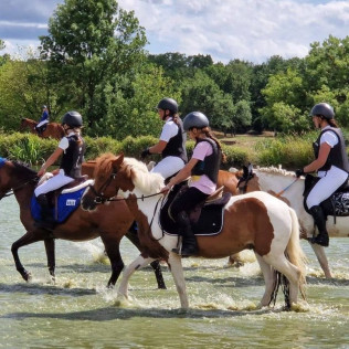 Balade à Cheval au Poney Club Le Cheyenne (Seine-et-Marne, Île-de-France- 77)