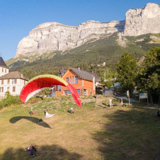 Baptême de Parapente “Évasion” sur le Plateau des Petites Roches (Saint-Hilaire-du-Touvet, Isère - 38)