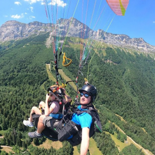 Baptême de Parapente “Découverte” sur le Plateau des Petites Roches (Saint-Hilaire-du-Touvet, Isère - 38)